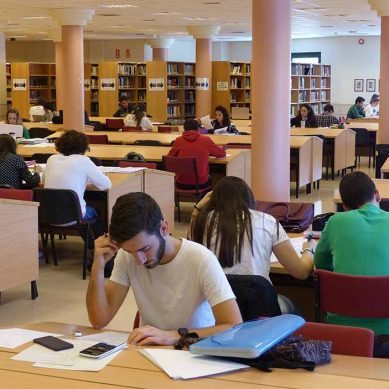 Conoce las principales salas de estudio de Jaén y sus horarios para el período de exámenes
