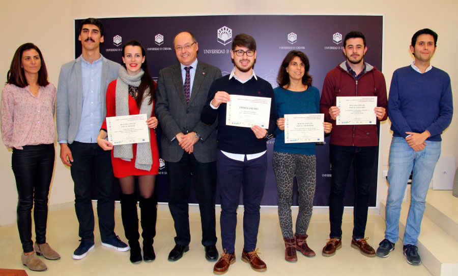 La UCO reconoce con el premio del Concurso de vídeos sobre accesibilidad y movilidad sostenible al trabajo del estudiante Alberto Serrano.