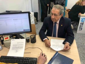 José Ángel Narváez ha presentado esta mañana una candidatura conjunta con Ernesto Pimentel para las elecciones al Rectorado de la UMA. 