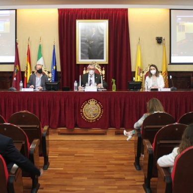 La UCA celebra un encuentro entre estudiantes españoles de Economía y Empresa
