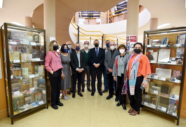 La Biblioteca Universitaria UCO recibe una amplia donación de la familia Carbonell