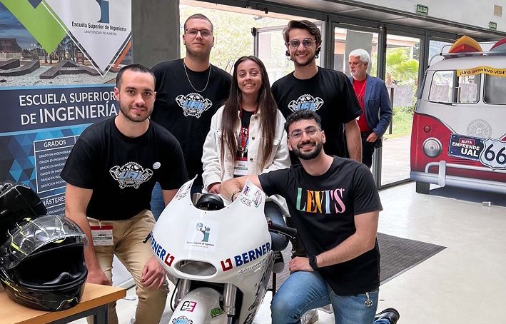 Premio ESI de la Feria de las Ideas a un proyecto real de moto de competición