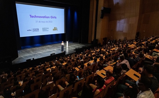 Apoyo al emprendimiento femenino con Technovation Girls 2023