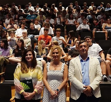 Más de 300 preuniversitarios de la provincia se reúnen en Málaga