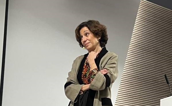 La psiquiatra María Inés López-Ibor aborda el manejo del estrés en la UAL